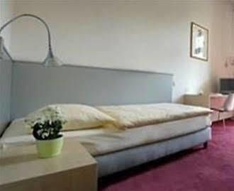 Art Hotel Royal Карлсруэ Экстерьер фото