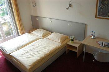 Art Hotel Royal Карлсруэ Экстерьер фото